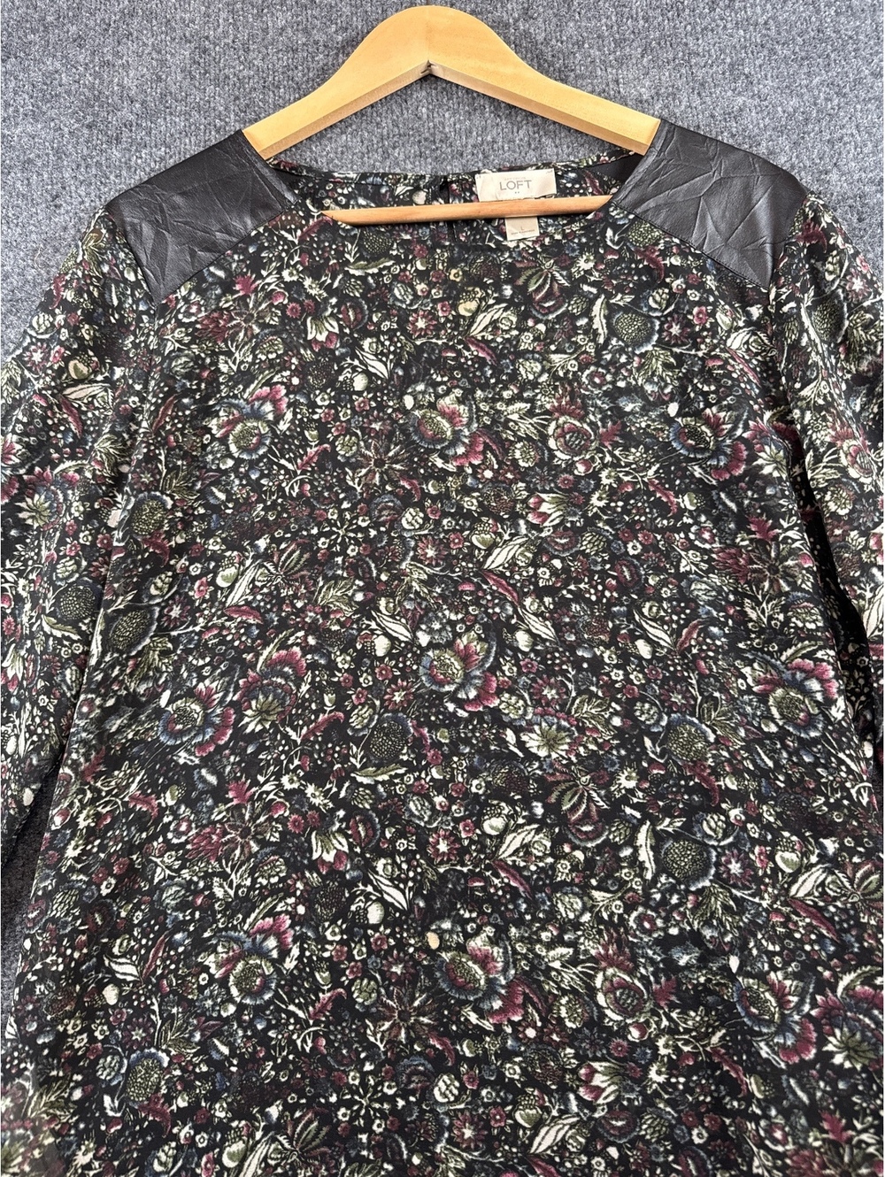 LOFT Floral Top Womens L Black Multicolor Faux Leather Shoulder Long Sleeve